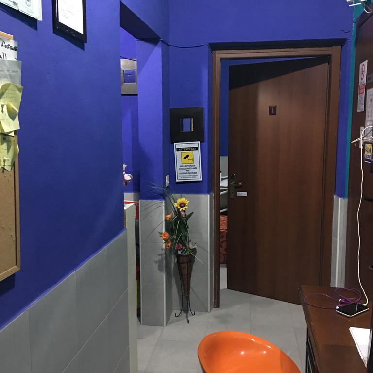 Volturno House Hostel Roma Phòng bức ảnh
